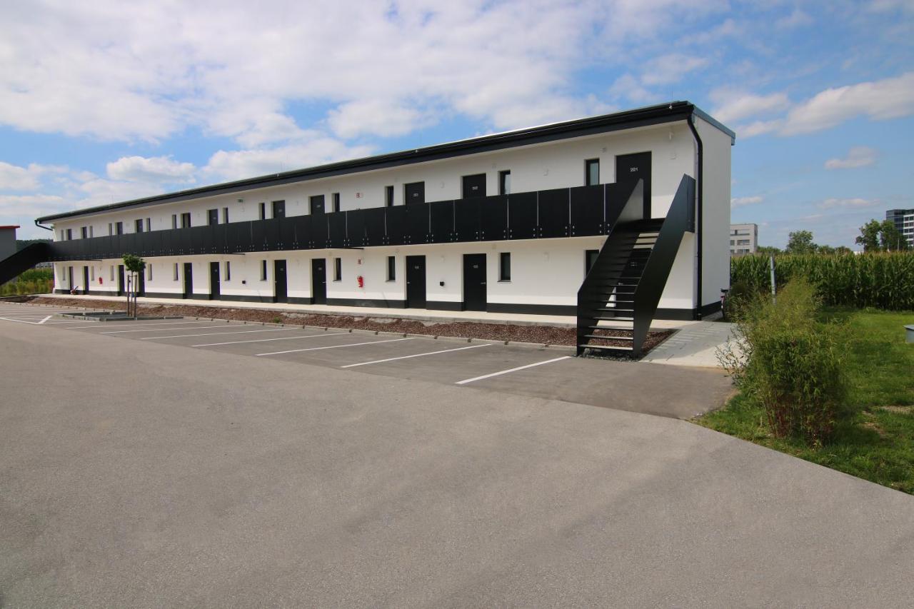 Me Hotel By Wmm Hotels Meitingen 외부 사진